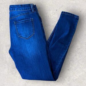 Blue Spice Women's Size 5 Waist 28” Mid Rise Stretch Skinny Blue Jeans